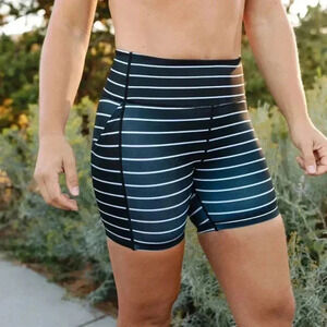 Womens Kiava 5" Striped Luxe Shorts